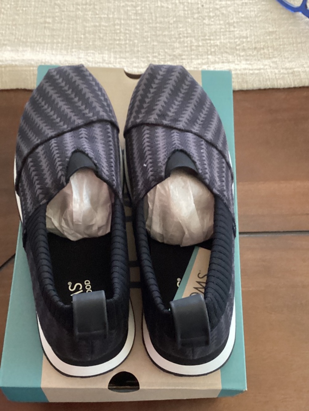 Toms Black Patterned Slip-On Sneakers